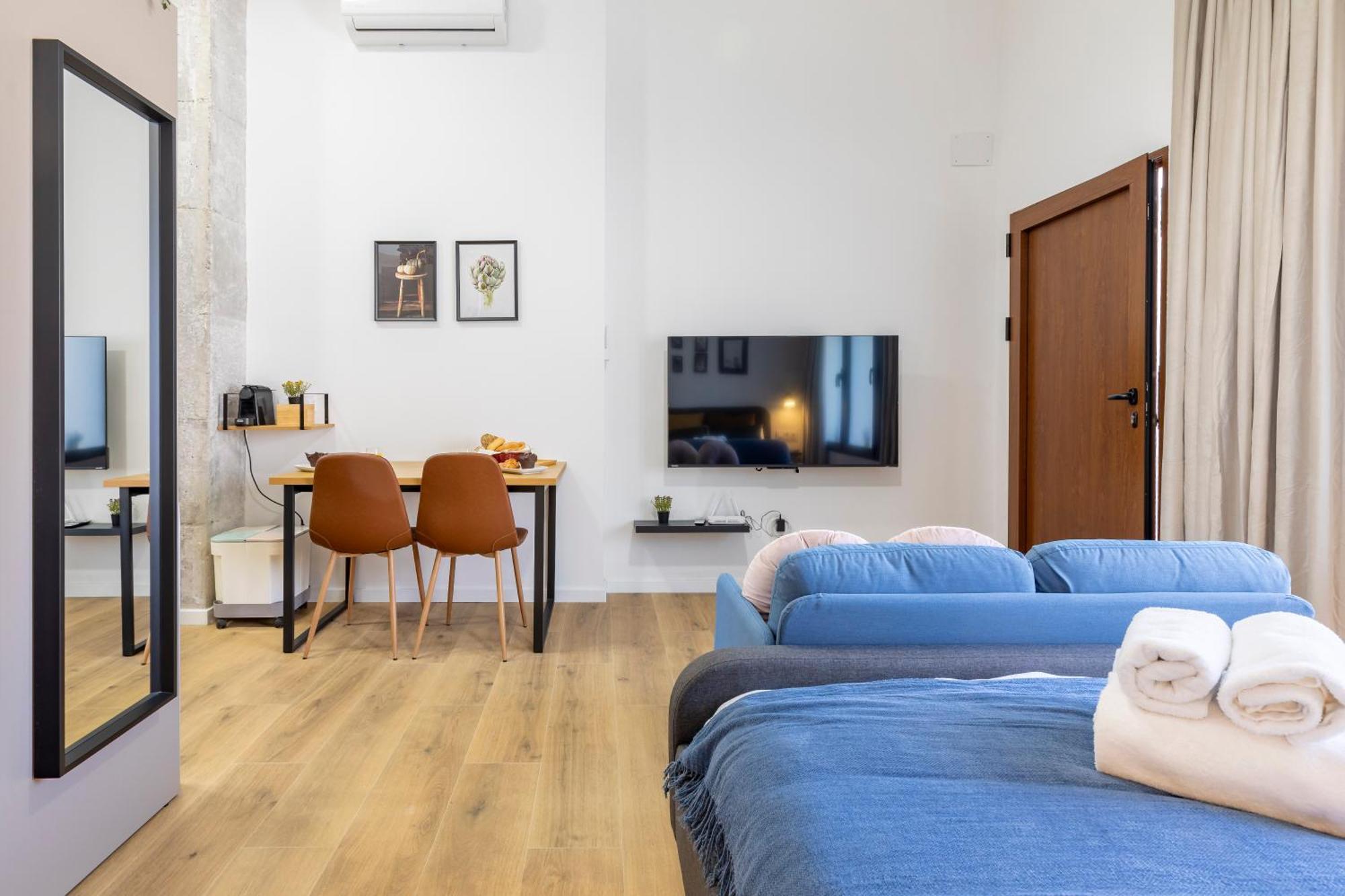 Apartment Travel Habitat Patraix Con Terracita